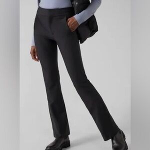 Athleta Stellar Flare Trousers in black. Size 8